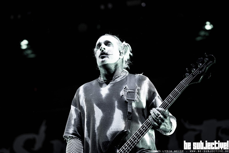 20250627 MotionlessInWhite 022 bs LydiaWeise