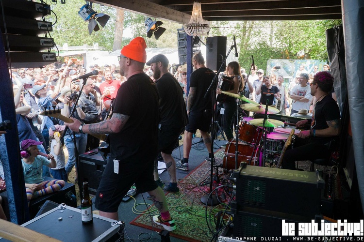 20230528 Remembert 01 bs DaphneDlugai