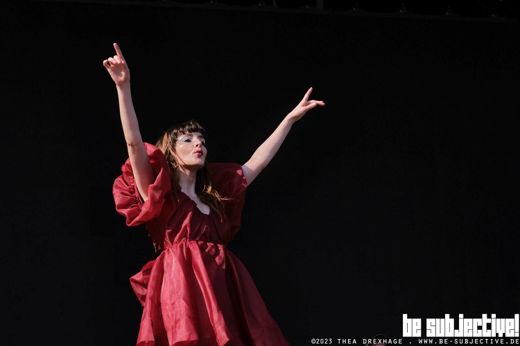 20230617 Chvrches 550 bs TheaDrexhage