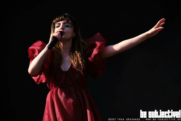 20230617 Chvrches 561 bs TheaDrexhage
