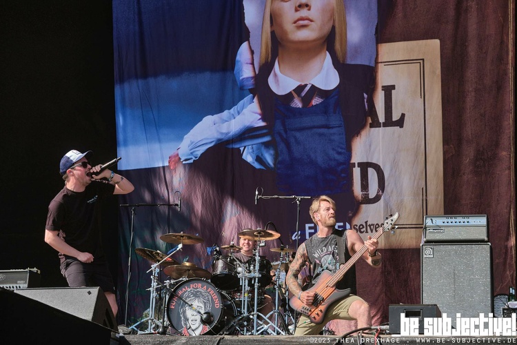 20230617 FuneralForAFriend 623 bs TheaDrexhage