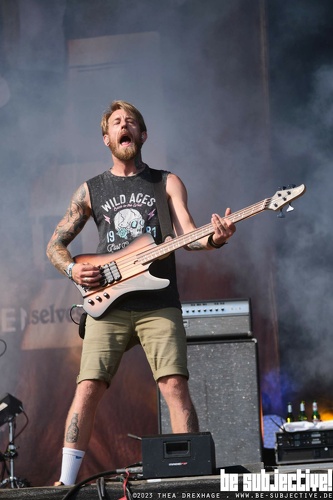 20230617 FuneralForAFriend 639 bs TheaDrexhage