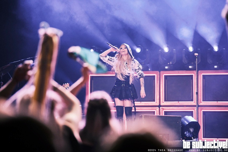 20240622 AvrilLavigne 37 bs TheaDrexhage