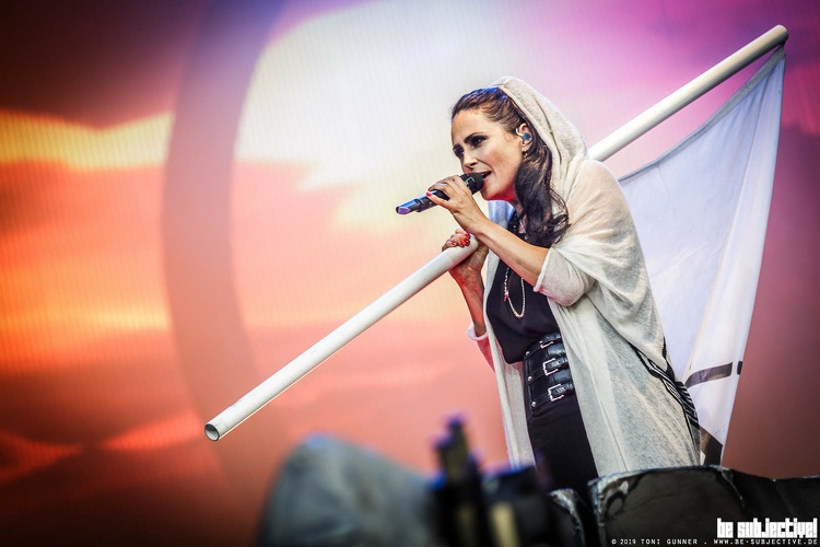 20190802 WithinTemptation 07 bs ToniGunner