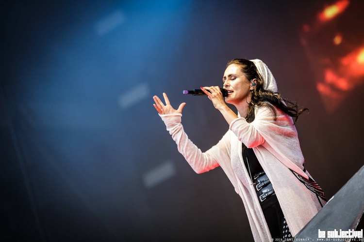 20190802 WithinTemptation 13 bs ToniGunner