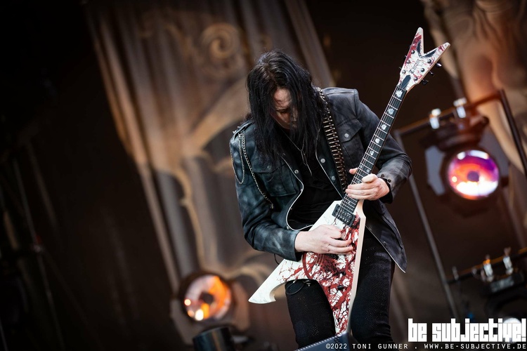 20220806 ArchEnemy 0040 bs ToniGunner