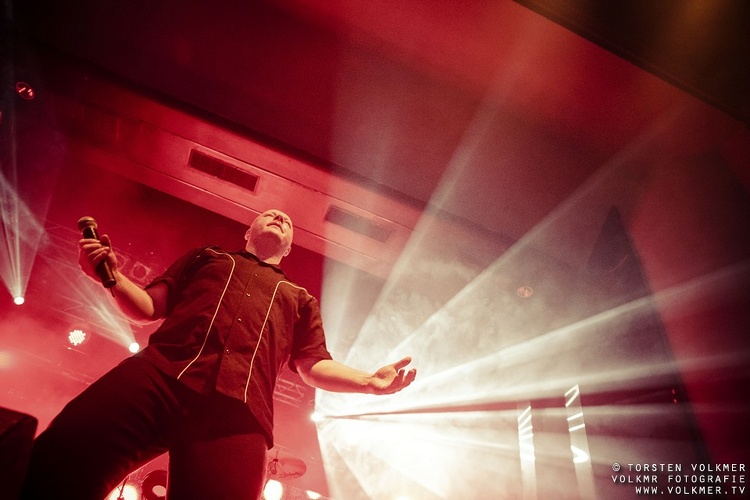 20140110 vnvnation 101