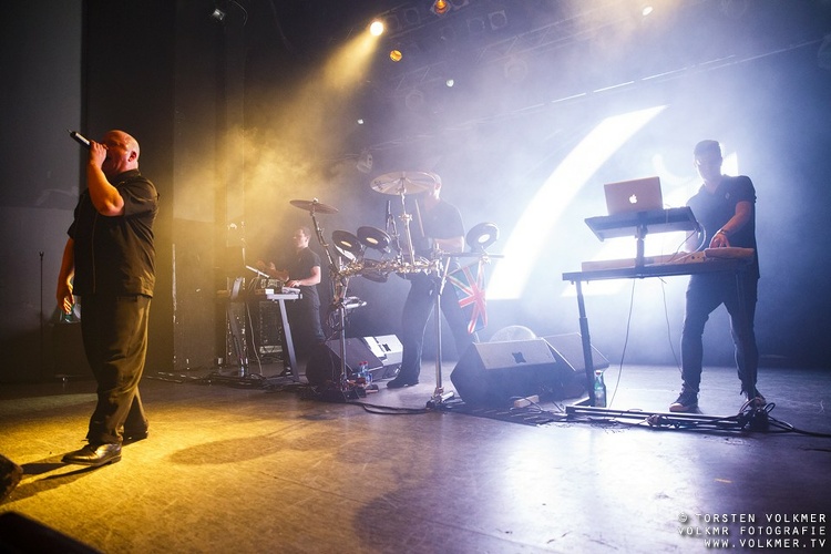 20140110 vnvnation 150