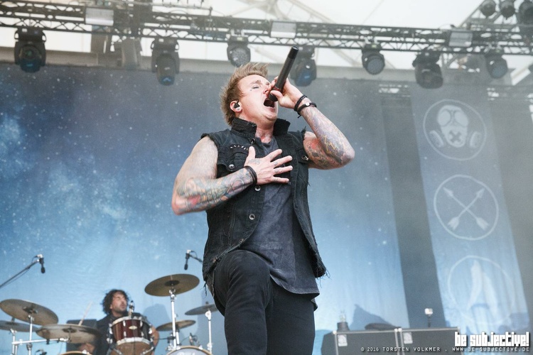 20150609 PapaRoach 107