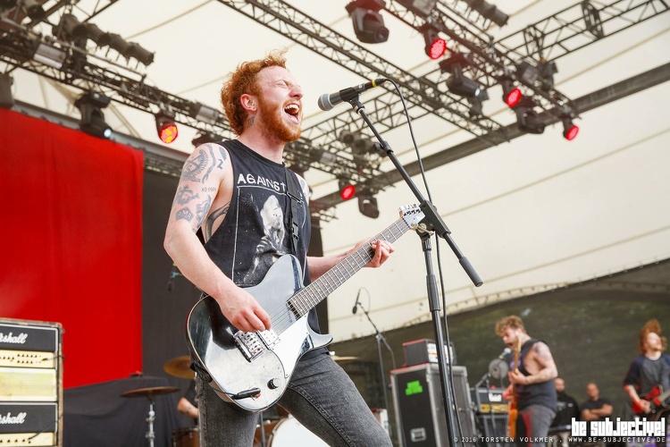 20150609 WhileSheSleeps 081