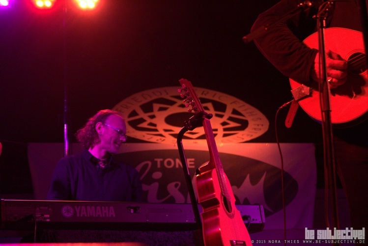 Eric Fish Friends045