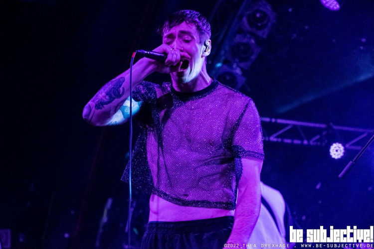 20220725 TrashBoat 7410 bs TheaDrexhage