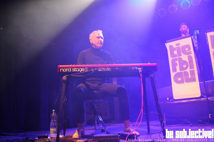 20221126 tiefblau 07 bs MichaelLange