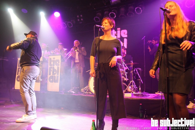 20221126 tiefblau 12 bs MichaelLange