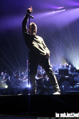 20231206 Camouflage10 bs MichaelLange