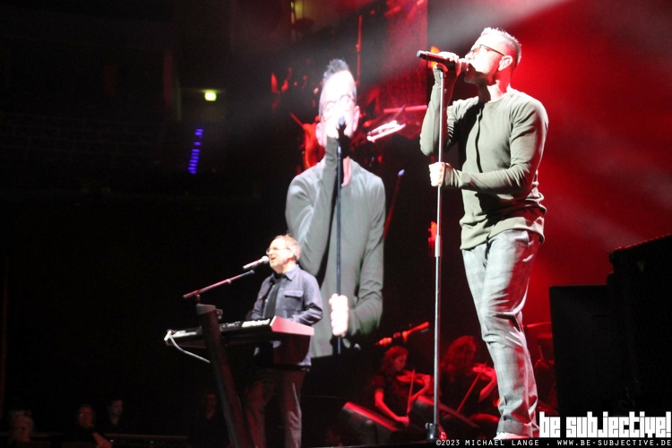 20231206 Camouflage28 bs MichaelLange