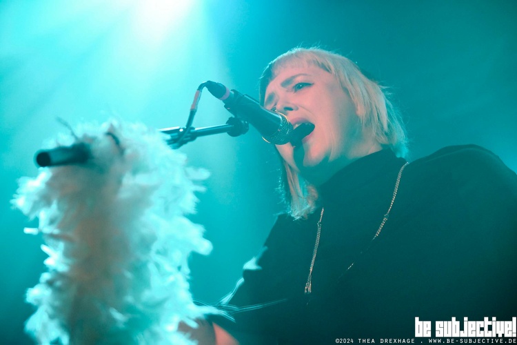 20240120 Slowdive 28 bs TheaDrexhage