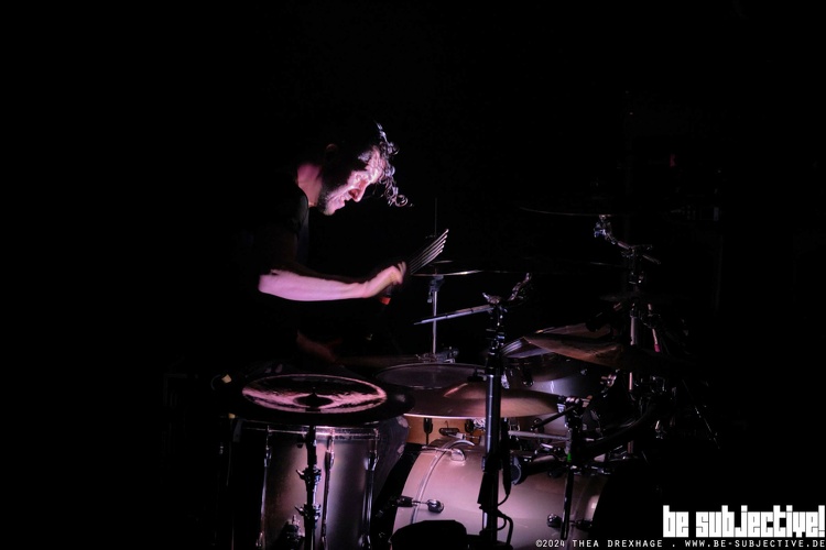 20240228 TheHirschEffekt bs TheaDrexhage 8419