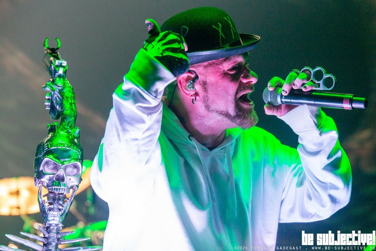 20240603 FiveFingerDeathPunch 15 bs TorstenGadegast