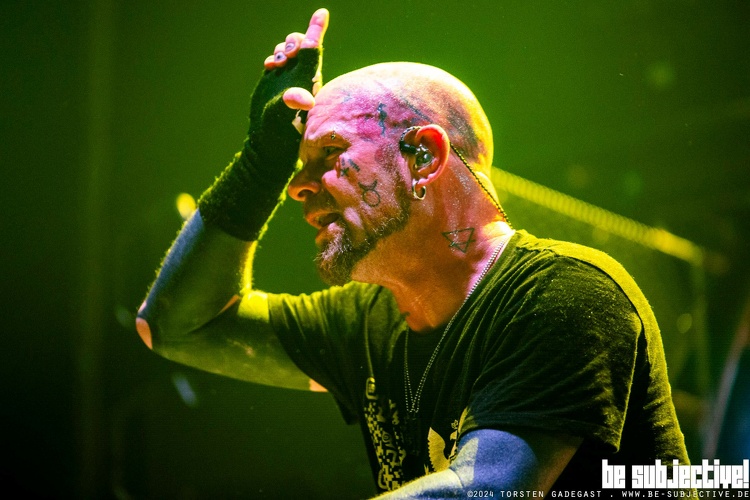 20240603 FiveFingerDeathPunch 29 bs TorstenGadegast