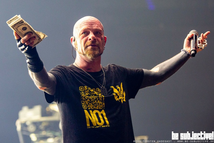 20240603 FiveFingerDeathPunch 31 bs TorstenGadegast