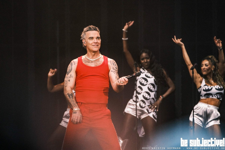 20250709 RobbieWilliams 033 bs KristinHofmann