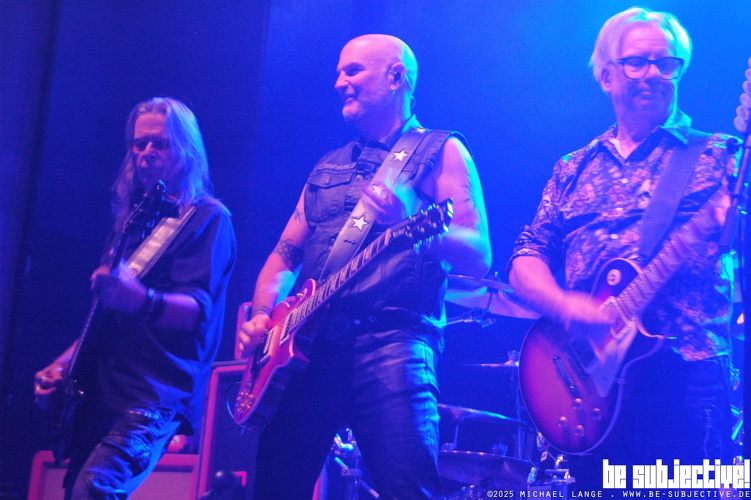 20251103 AprilWine 02 bs MichaelLange