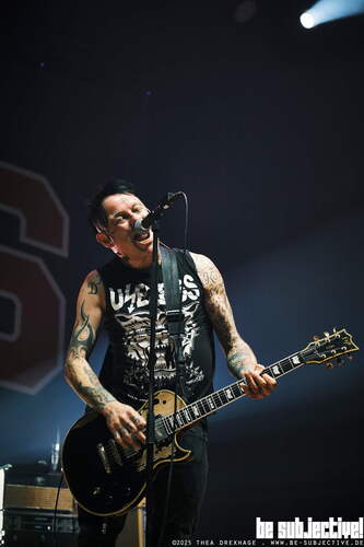 20251122 Donots bs TheaDrexhage 24988
