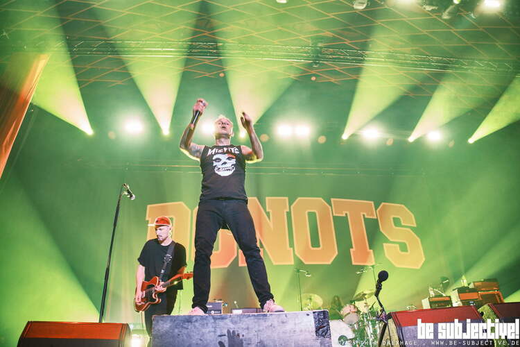20251122 Donots bs TheaDrexhage 25951