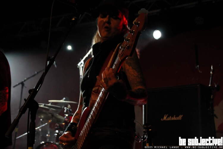 20251128 Slime 09 bs MichaelLange