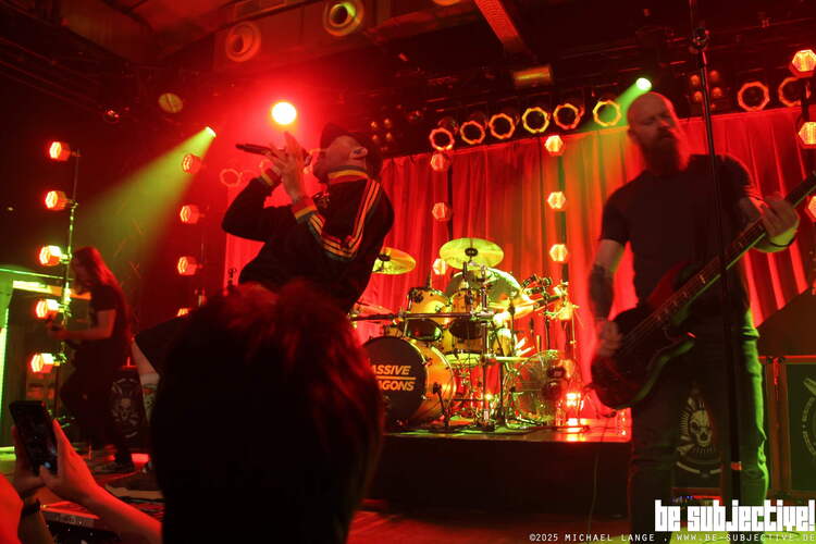 20251208 MassiveWagons 21 bs MichaelLange