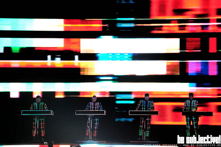 20251213 Kraftwerk bs TheaDrexhage 27126