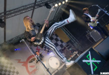 Review: Windiger Strand, standfestes Publikum – Das Rock on the Beach hebt ab (08.06.2019, Bielefeld)