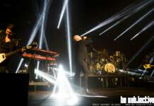 Review: Simple Minds lassen für Tee alles zurück (09.05.2022, Bielefeld)