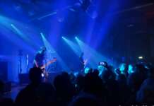 Review: Gehen Sie bitte weiter, es gibt hier „nichts“ zu hören – Fjørt live (27.01.2023, Hannover)