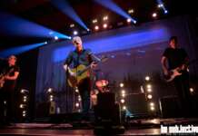 Review: Im Maschinenraum der Kreativität – Kettcar im Pier2 (14.04.2024, Bremen)